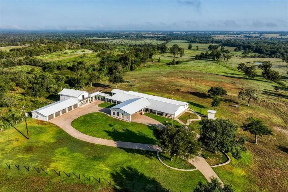 Landscape view for 2945-B FM 3090 Rd