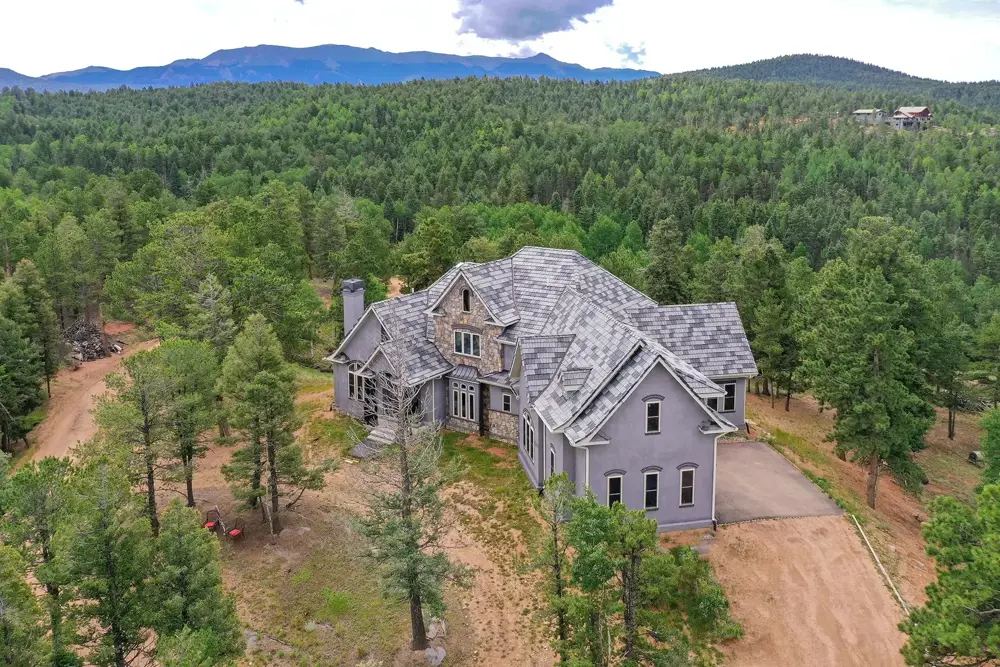 Landscape view for Luxury Home In Florissant