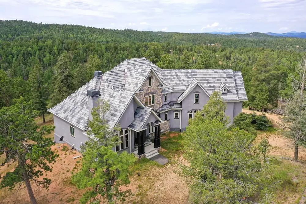 Luxury Home In Florissant, view 3