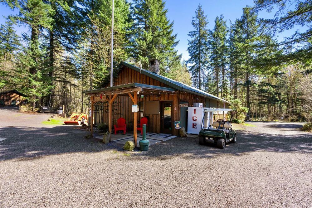 Landscape view for Top-Rated Campground/RV Park on 22 Acres in Steven