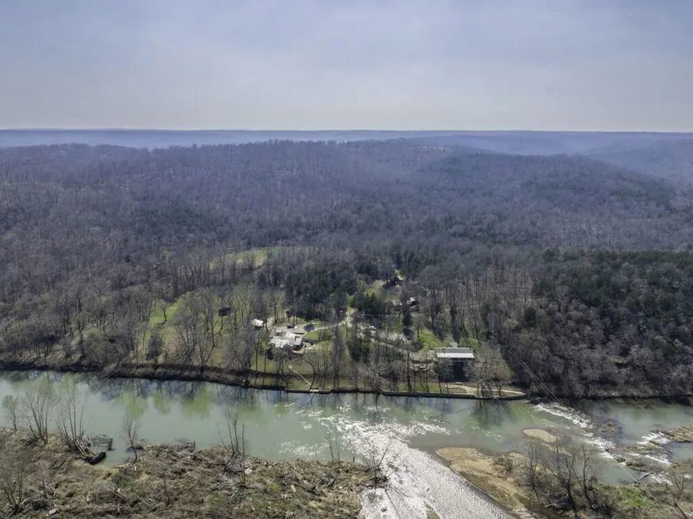 262-Acre Riverfront Home in Hardy, Arkansas for Sa, view 3
