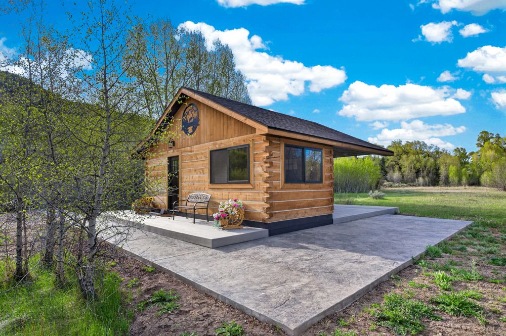 Big Laramie Hideaway, view 3