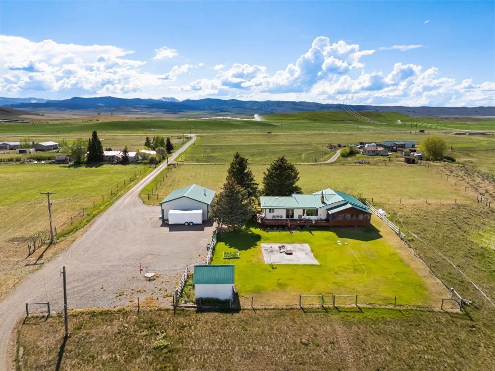 Landscape view for 46-Acre Horse Property in Wilsall, MT for Sale