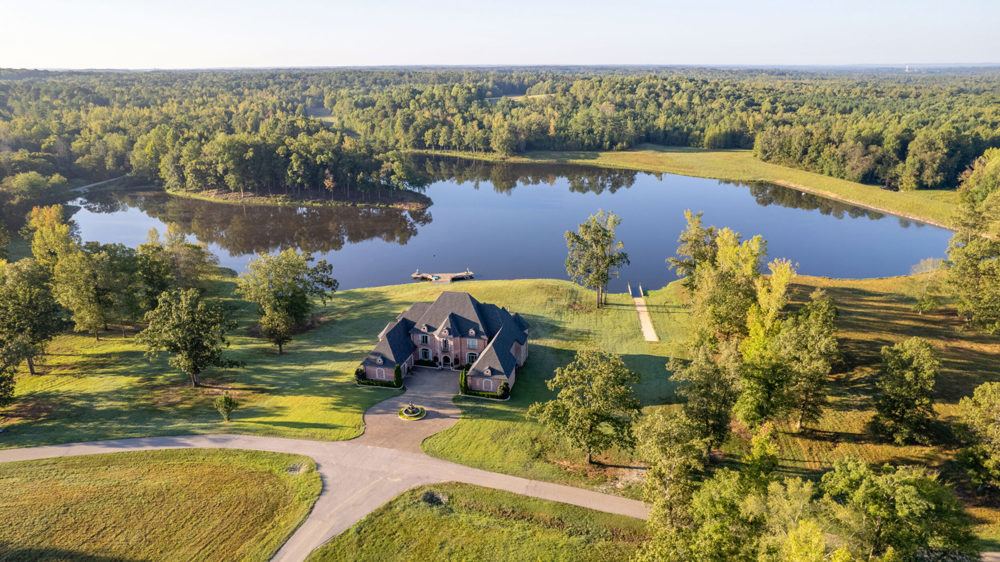 Landscape view for Lakeside Legacy Estate