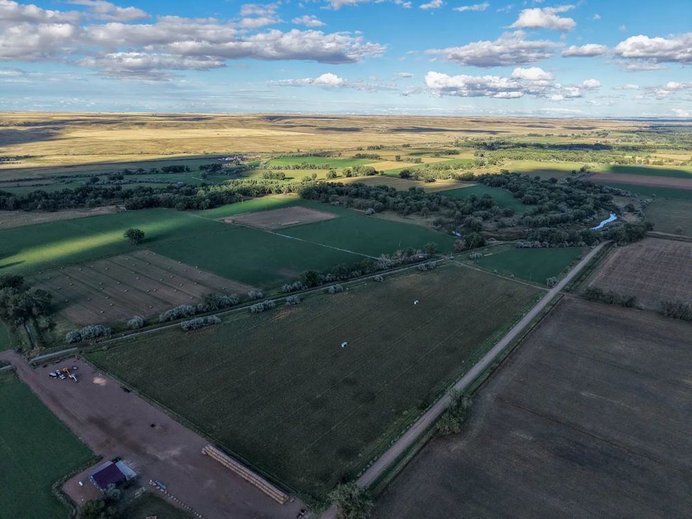 Landscape view for 212-Acre Milk River Cottonwood Farm in Malta, Mont