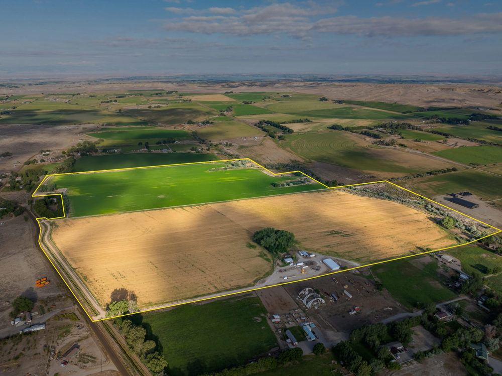 Landscape view for Alaska Road Farm